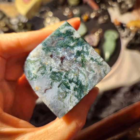 Moss Agate Cube - Picture 4 of 9